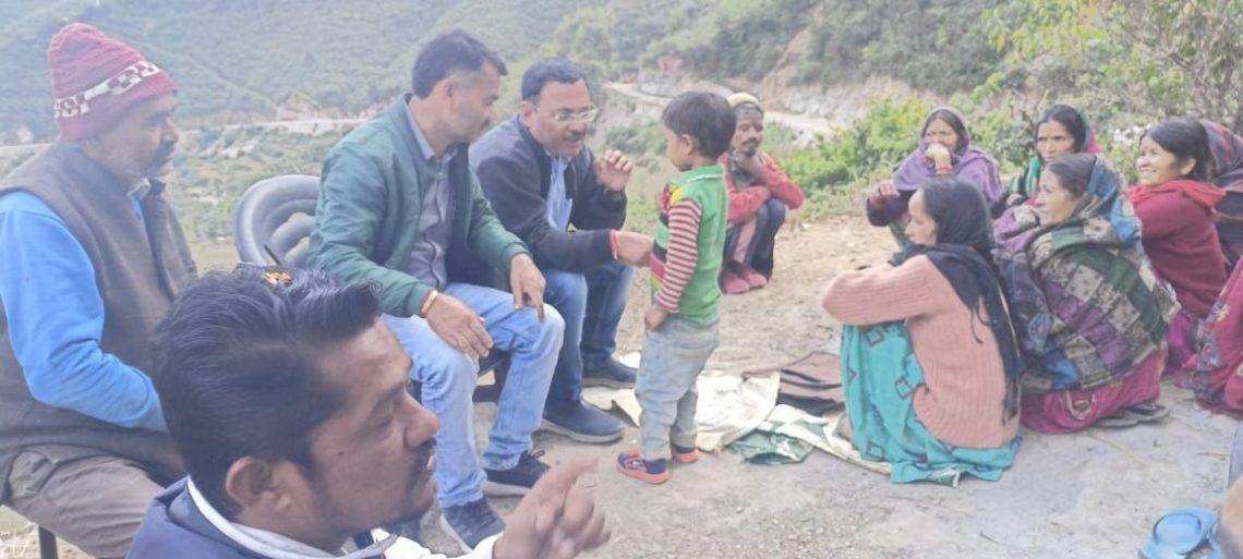 दु:खद-ततैयों ने 2 भाईयों पर किया हमला..एक भाई की मौत