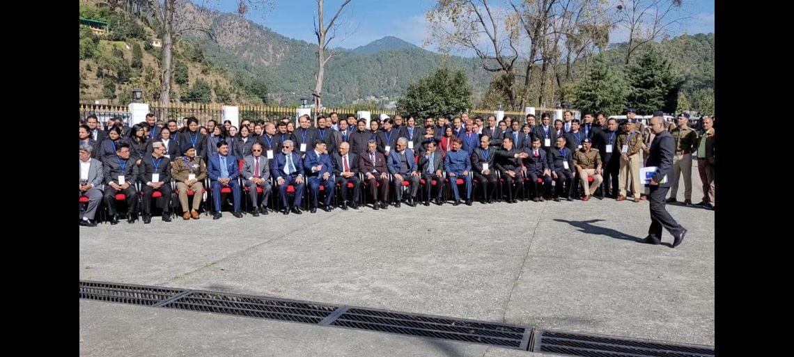 उजाला एकेडमी में मानव तस्करी और लिंग भेदभाव को लेकर हुए सेमिनार में जज और पुलिस उच्चाधिकारी रहे मौजूद