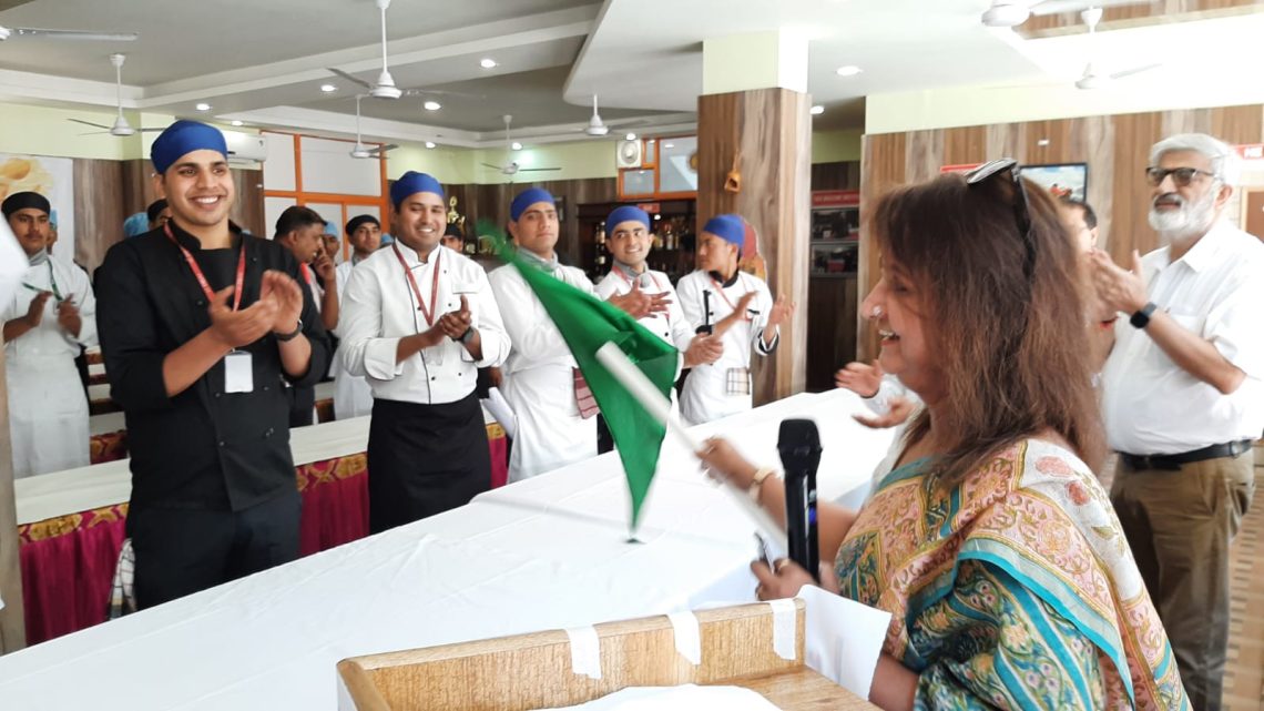 गुड न्यूज़: लिम्का बुक ऑफ़ रेकॉर्ड्स के लिए डीबीयूयू टीम ने ठोकी दावेदारी