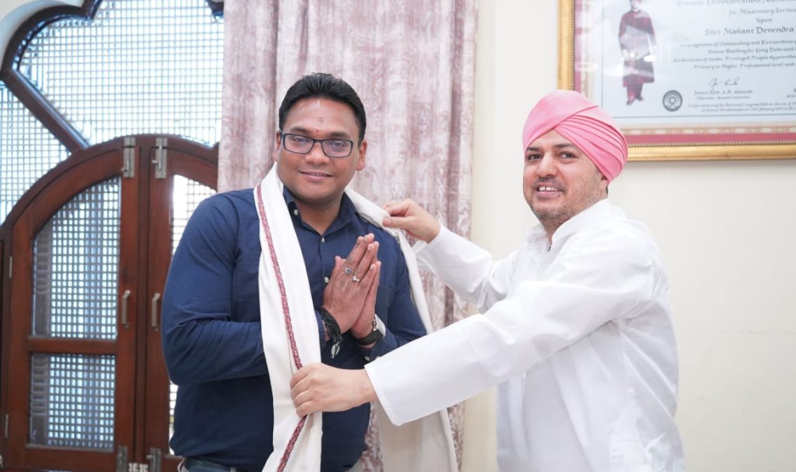 स्वास्थ्य सचिव डाॅ आर.राजेश कुमार ने श्री दरबार साहिब में टेका मत्था