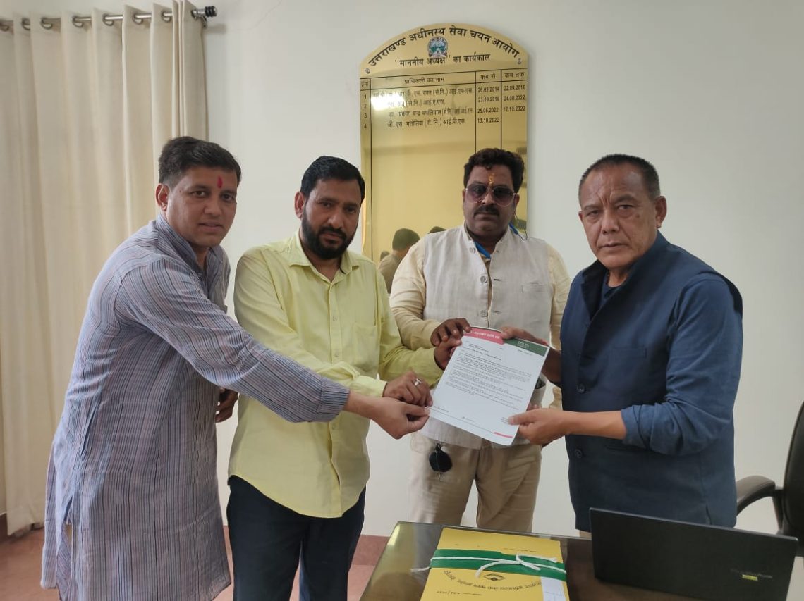 बड़ी खबर: uksssc इस महीने जारी करेगा सभी भर्तियों की वेटिंग लिस्ट और पुराने परीक्षाओं के परिणाम। पढ़िए पूरी अपडेट
