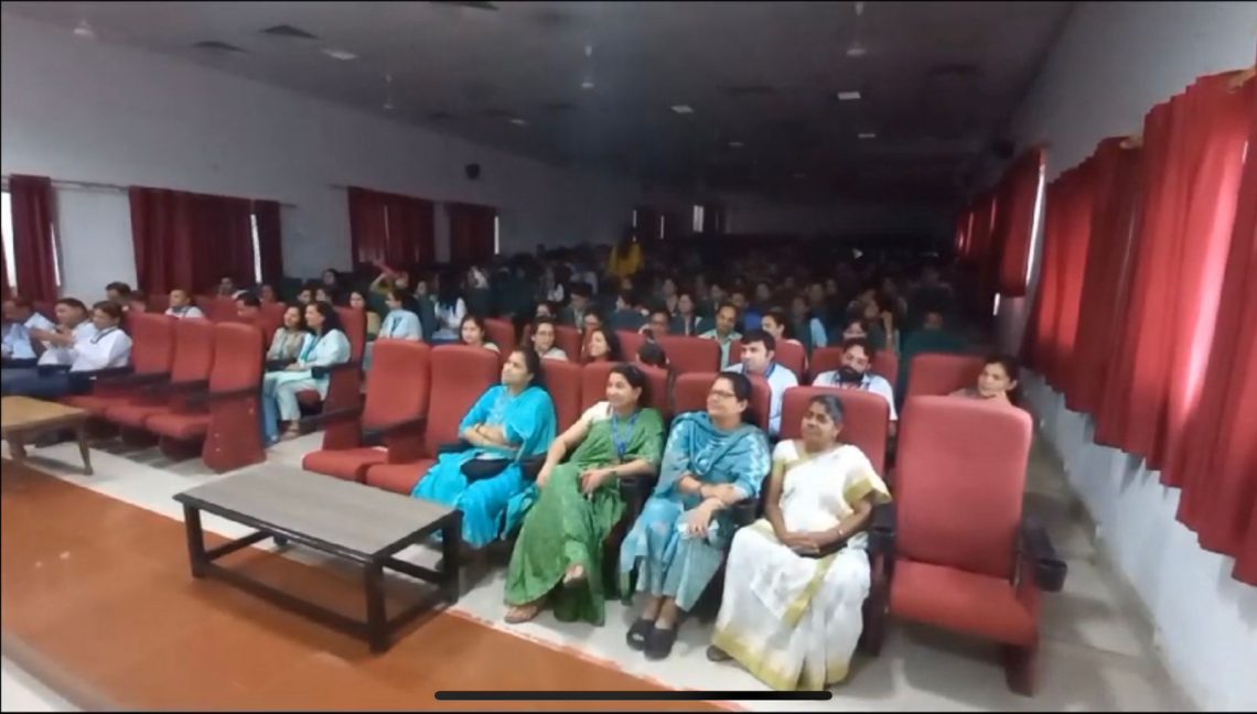 श्री गुरु राम राय विश्वविद्यालय में चंद्रयान-3 की सफल लैंडिंग का जश्न