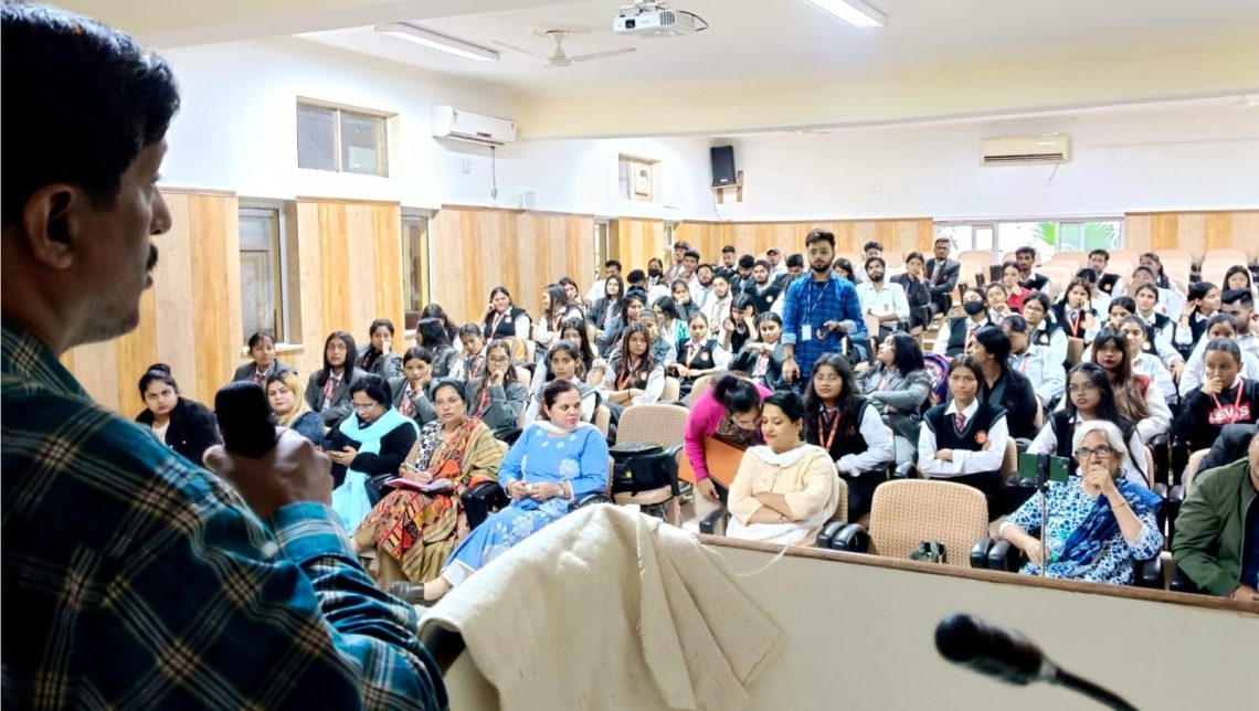 देवभूमि उत्तराखंड यूनिवर्सिटी में कार्यशाला का आयोजन,विनिर्माण क्षेत्र में भांग बढ़ा रहा स्वरोज़गार