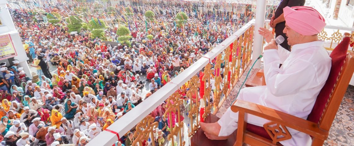जीवन में आहार व्यवहार एवम् विचारों की  पवित्रता से होगा जीवन सार्थक: श्री महाराज जी