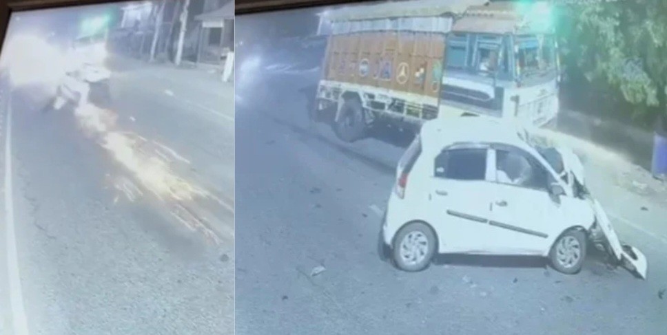 Read more about the article हादसा(वीडियो) : दून के डोईवाला में ट्रक और कार की भिड़ंत। 2 की दर्दनाक मौत…