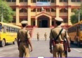 बिग ब्रेकिंग (दहशत): दिल्ली के बाद लखनऊ के नामी स्कूलों को भी मिली बम से उड़ाने की धमकी