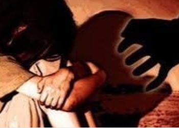 शर्मनाक : निजी विद्यालय के एक शिक्षक ने अपनी ही नाबालिग छात्रा को बनाया हवस का शिकार।