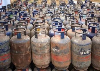 राहत : एलपीजी सिलेंडर हुआ सस्ता। जानिए कितने में मिलेगा…