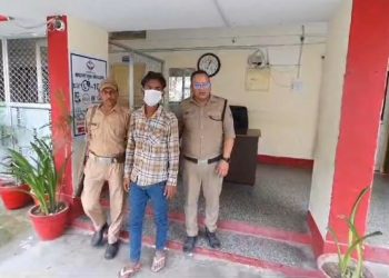 शर्मनाक : टेंपो के अंदर युवती के साथ अश्लील हरकत । पुलिस की गिरफ्त में आरोपी ..