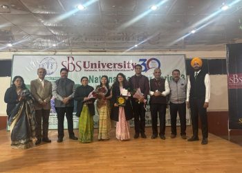 एसबीएस विश्वविद्यालय ने प्रतिष्ठित ड्रग इंस्पेक्टर परीक्षा में उत्कृष्ट सफलता के लिए पूर्व छात्रों को किया सम्मानित