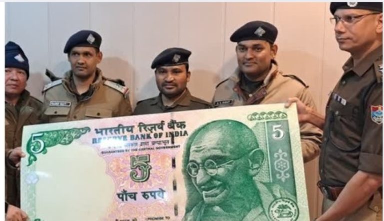 एक्शन : पांच रुपए का ईनामी बदमाश गिरफ्तार। पढ़ें ..