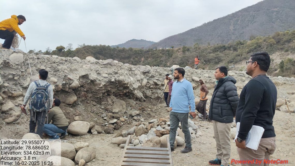 एक्शन: जिला खान अधिकारी ने सील किए स्टोन क्रेशर एवं खनन पट्टे