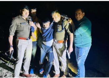 एक्शन: नकली नोट गिरोह का भंडाफोड़। दो गिरफ्तार, एक को लगी गोली