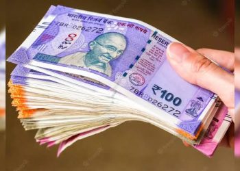 बड़ी खबर : लटक सकती हैं केंद्रीय कर्मचारियों की उम्मीदें, जाने क्या है मामला।
