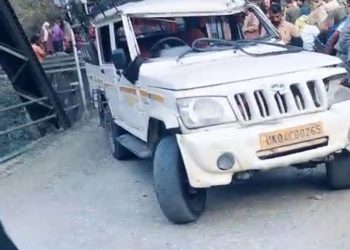 हादसा: उत्तरकाशी में भीषण सड़क दुर्घटना। दो की मौत, 20 घायल