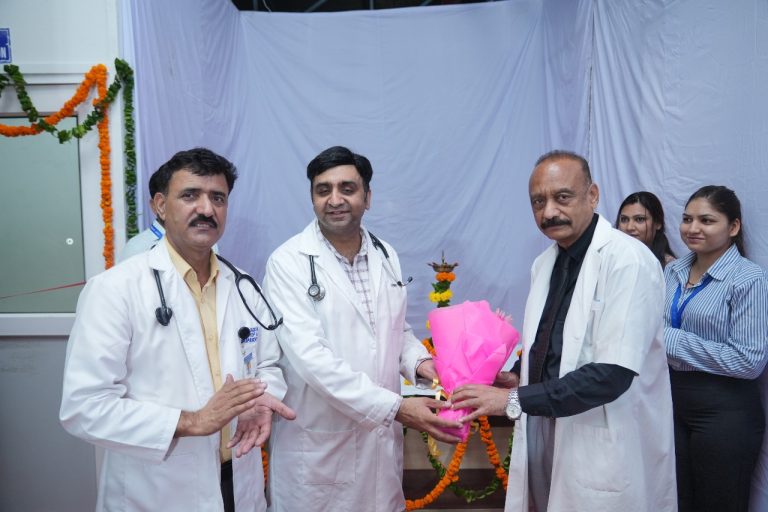 श्री महंत इन्दिरेश अस्पताल में मॉडर्न क्लिनिकल ट्रायल एंड रिसर्च सेंटर का शुभारंभ