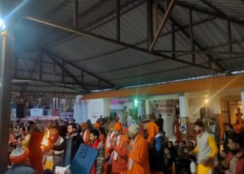गंगोत्री-यमुनोत्री में श्रद्धालुओं का सैलाब । 27 दिन में 5 लाख श्रद्धालु पहुंचे धाम..