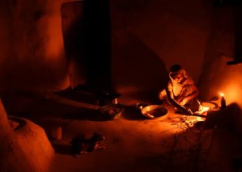बड़ी खबर: : ऊर्जा प्रदेश में बिजली संकट से जूझ रहे ग्रामीण। न घरों में रोशनी ,न स्कूलों और स्वास्थ्य केंद्रों में मूलभूत सुविधाएं