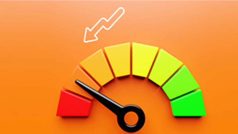 Bar-Bar Loan Inquiry Se Gir Raha Hai Aapka Credit Score? Janiye Bachne Ke Aasaan Tarike!