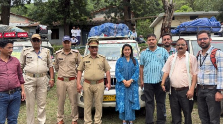 त्रिस्तरीय पंचायत चुनाव: पहले चरण की तैयारी पूरी, 81 पोलिंग पार्टियां रवाना..