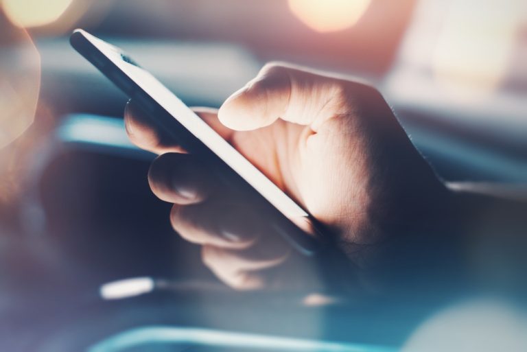 स्लो फोन की छुट्टी-10 टिप्स जो आपके Android को Rocket बना देंगे!