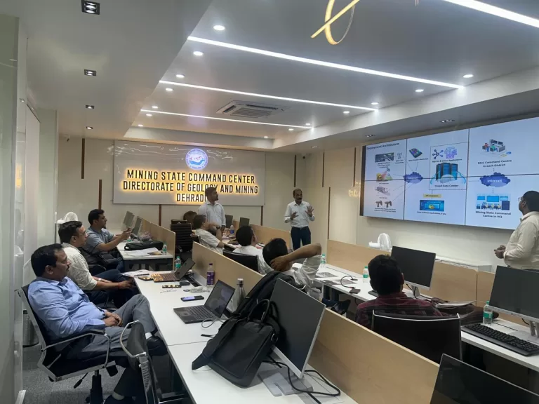 Uttarakhand News: उत्तराखंड की खनन रोकथाम डिजिटल मॉडल बना मिसाल। जम्मू-कश्मीर करेगा लागू..