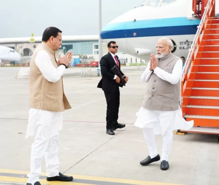 Uttarakhand News: पीएम मोदी ने प्रभावित क्षेत्रों के लिए 1200 करोड़ रुपये की राहत पैकेज की घोषणा। पढ़िए..