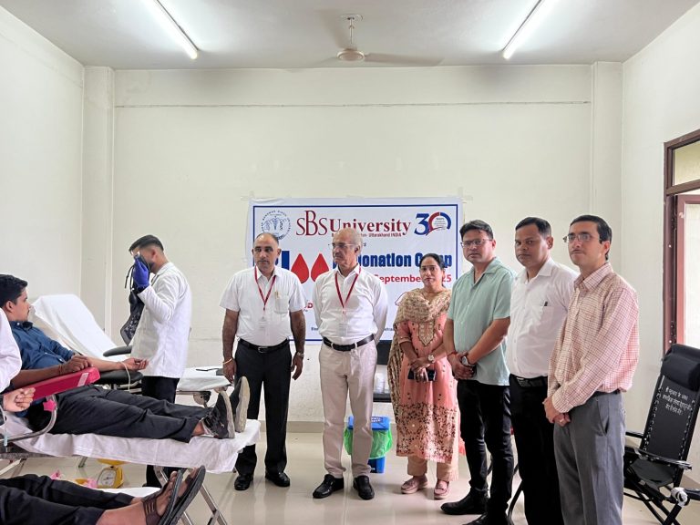 Uttarakhand News: एसबीएसयू ने ने श्री महंत इंद्रेश अस्पताल के सहयोग से किया रक्तदान शिविर का सफल आयोजन