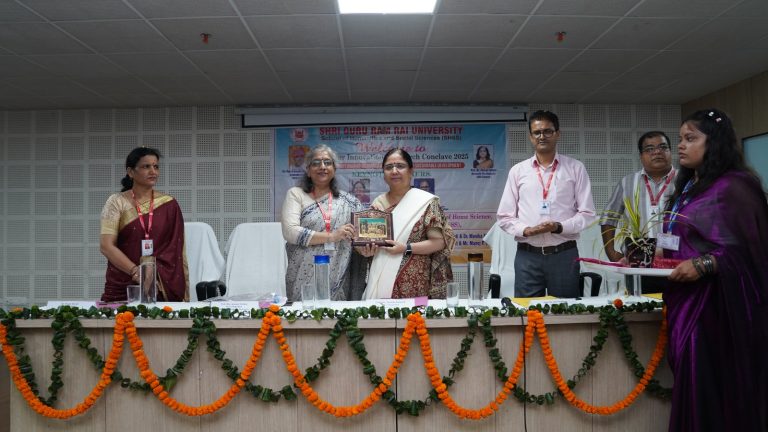 Uttarakhand News: एसजीआरआरयू में रिसर्च कांक्लेव 2025 का आयोजन।नवाचार और सतत विकास पर हुई गहन चर्चा