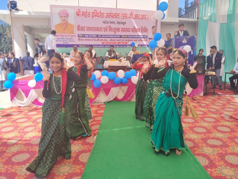 श्री महंत इंद्रेश अस्पताल का विशाल नि:शुल्क स्वास्थ्य शिविर। 3002 मरीजों ने उठाया लाभ