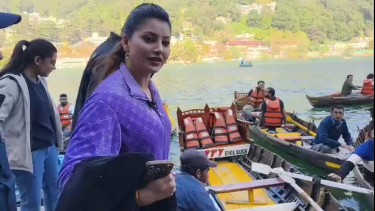 Uttarakhand News: नैनीताल पहुंची उर्वशी को देख लगा लोगो का तांता