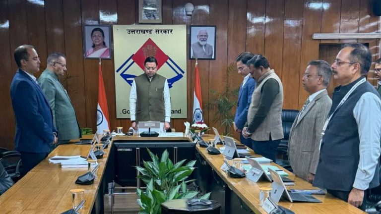 धामी मंत्रिमंडल की अहम बैठक खत्म, सात प्रस्तावों पर हरी झंडी