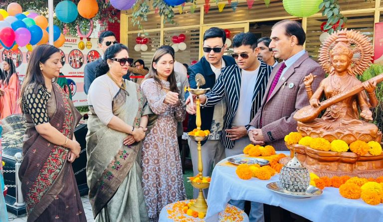 सीआईएमएस एंड यूआईएचएमटी ग्रुप ऑफ कॉलेज में ‘धरोहर फेस्ट–2025’ का रंगारंग आगाज़