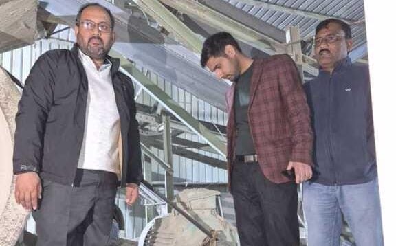 लालकुआं: अवैध खनन और ध्वनि प्रदूषण की शिकायत पर कृष्णा स्टोन क्रेशर सीज