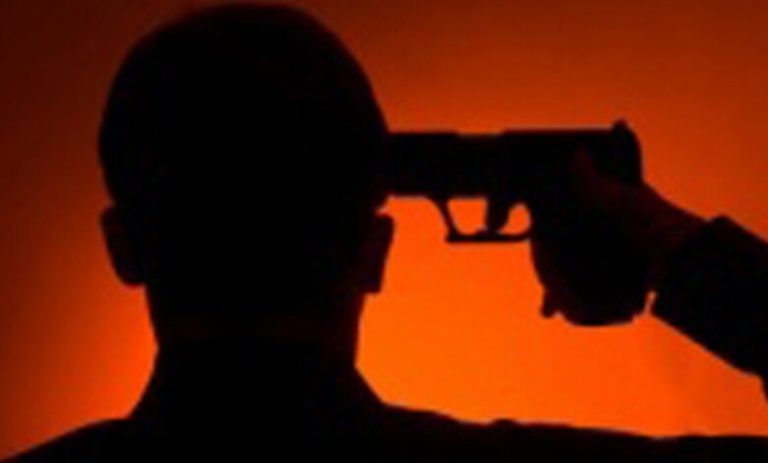 प्रसिद्ध अधिवक्ता के पुत्र ने उठाया खौफनाक कदम: लाइसेंसी हथियार से खुद को किया समाप्त
