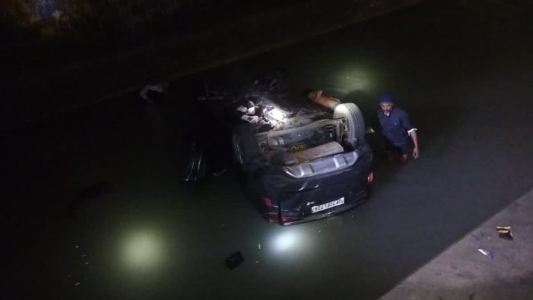 मंगलौर क्षेत्र में भीषण सड़क हादसा, तेज रफ्तार कार गंगनहर में गिरी, मेरठ के दो युवकों की मौत