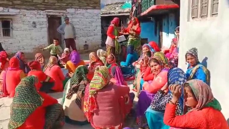 क्यूडी दशज्यूला बना नशा मुक्त गांव: शराब पर 21 हजार का जुर्माना, उल्लंघन पर सामाजिक बहिष्कार