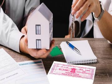 यूपी-उत्तराखंड में रजिस्ट्री घोटाला: आयकर विभाग ने 56 दफ्तरों पर कसी नकेल, अरबों का खेल खुला!