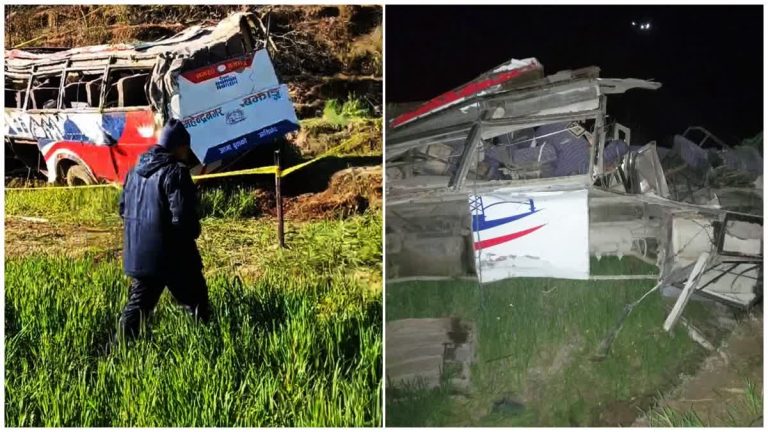 नेपाल के बैतड़ी में बारात की बस खाई में गिरी, 13 की मौत, 34 गंभीर घायल