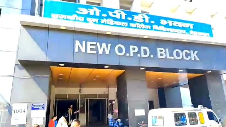 होली पर अलर्ट मोड में दून अस्पताल, 24 घंटे इमरजेंसी सेवाएं रहेंगी सक्रिय