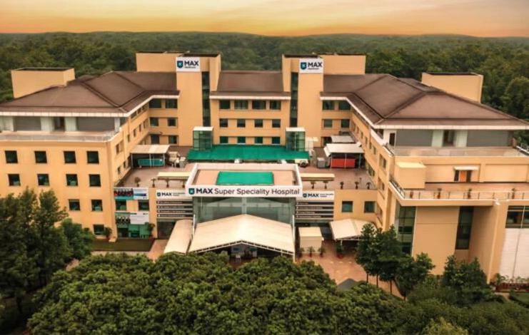 इलाज बना मौत की वजह, मेडिकल लापरवाही पर काउंसिल का हथौड़ा, डॉक्टर सस्पेंड, अस्पताल पर 10 लाख का झटका