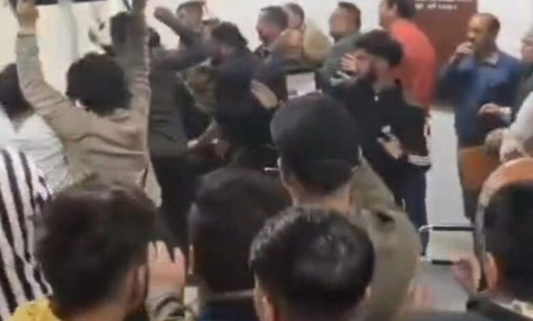 शिक्षा निदेशालय में बवाल, 4 हिरासत में, हिस्ट्रीशीटर की एंट्री से बढ़ी सियासी हलचल