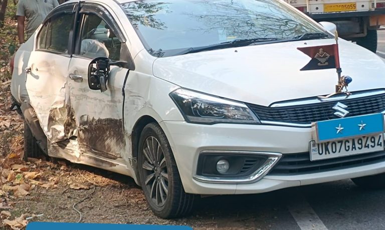 ऋषिकेश में आईजी अनंत कुमार ताकवाले की सरकारी कार का एक्सीडेंट