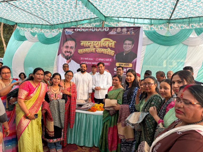 महिला दिवस की पूर्व संध्या पर कांग्रेस नेता वैभव वालिया ने 500 से अधिक महिलाओं को किया सम्मानित।