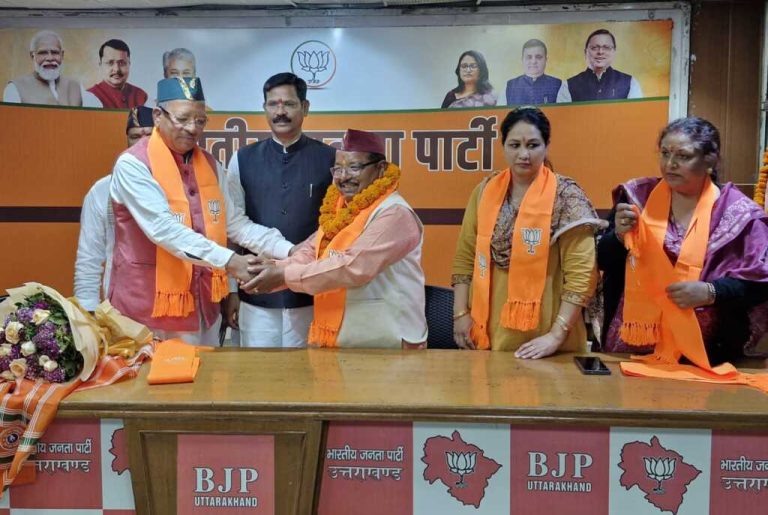 कांग्रेस को झटका, पूर्व सैन्य अधिकारी और कर्मचारी नेता BJP में शामिल