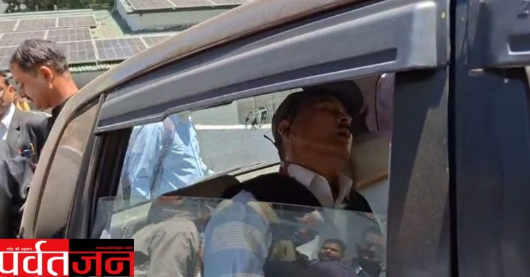 दु:खद- नोटरी वकील ने खुदको मारी गोली। जानिए सुसाइड नोट में क्या लिखा?