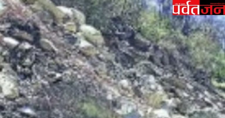 Uttarakhand News: चारधाम यात्रा से पहले यमुनोत्री हाईवे की हालत बदहाल। रानाचट्टी–जानकीचट्टी मार्ग पर खतरे के संकेत