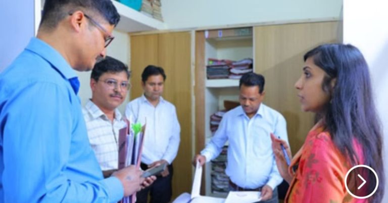 बड़ी खबर: डीएम का जल संस्थान कार्यालय पर छापा, ड्यूटी छोड़ घर पर मिला JE