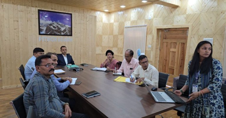 बड़ी खबर: आदि कैलाश यात्रा से पहले एक्शन में पिथौरागढ़ डीएम। अवैध पार्किंग और अतिक्रमण पर कार्रवाई के निर्देश