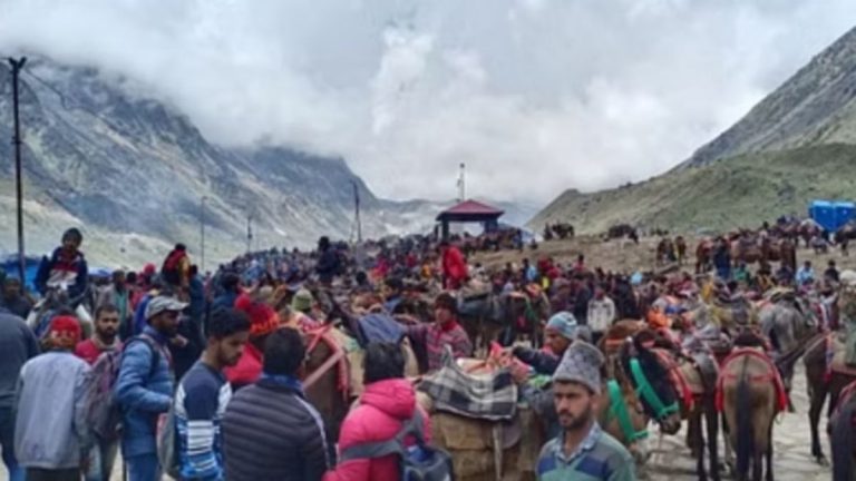 बड़ी खबर: चारधाम व आदि कैलाश यात्रा मार्गों पर घोड़ा-खच्चरों के संचालन के लिए नई एसओपी लागू